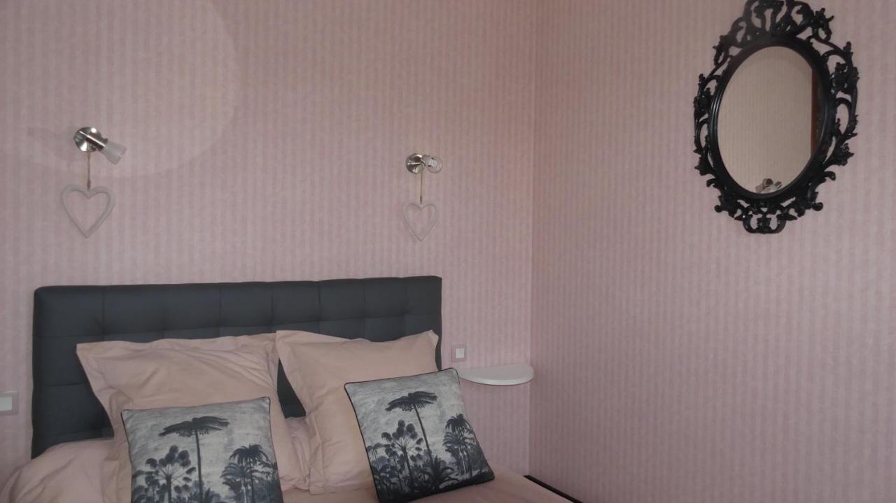 Auberge De La Chesnaie Pleudihen-sur-Rance Kültér fotó