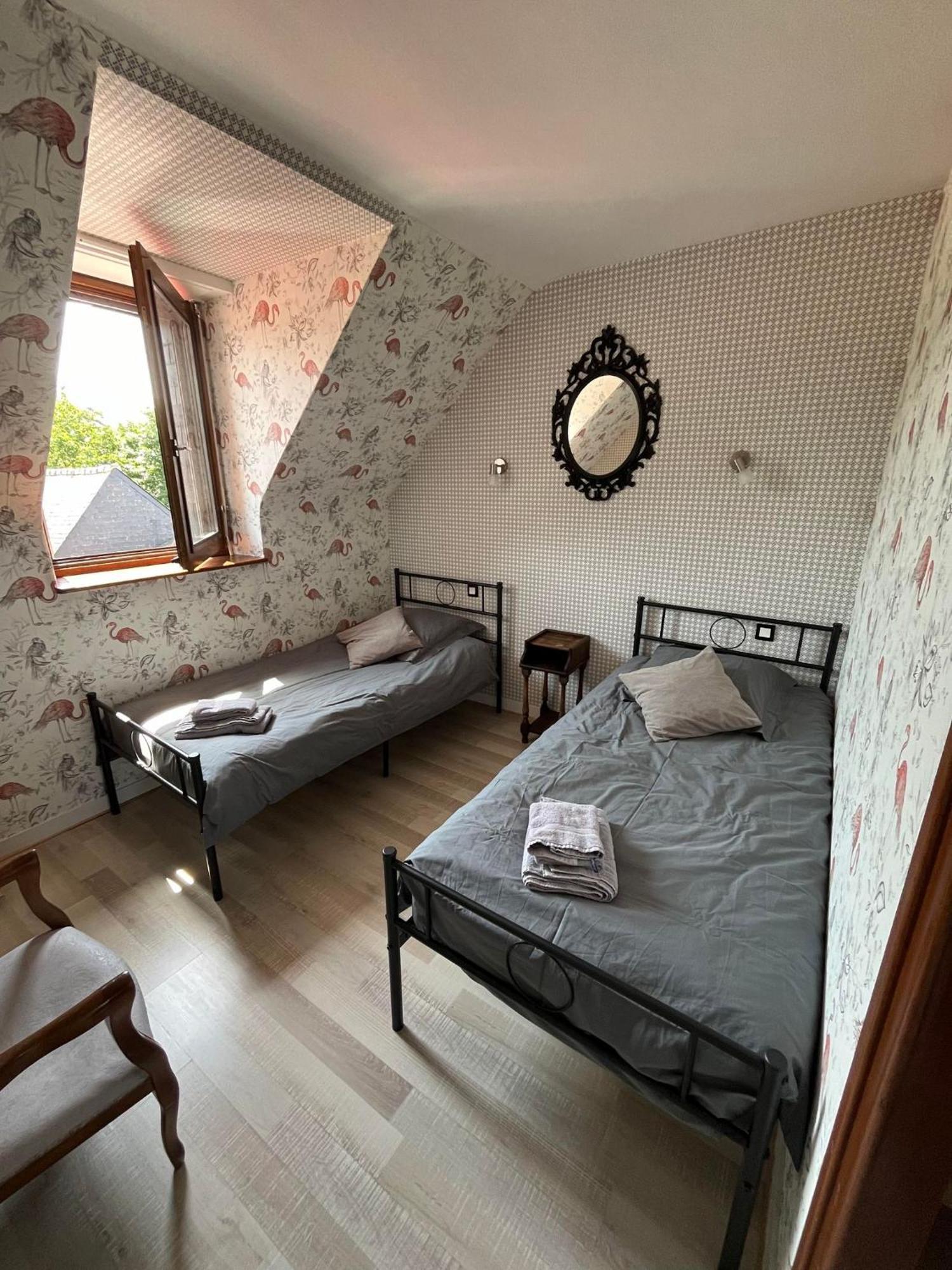 Auberge De La Chesnaie Pleudihen-sur-Rance Kültér fotó
